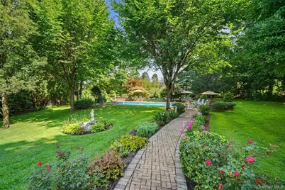 730 Fieldstone Court, Yorktown Heights, NY 10598 - Photo 25