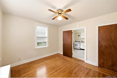 19 Sunset Avenue, Glen Cove, NY 11542 - Photo 13