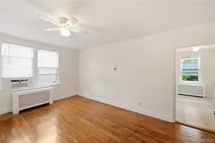 19 Sunset Ave, Glen Cove, NY 11542 - Photo 7