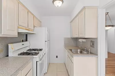 15-35 160 Street #6-160, Whitestone, NY 11357 - Photo 7
