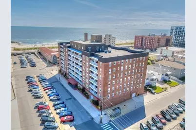 55 Monroe Boulevard #5-R, Long Beach, NY 11561 - Photo 1
