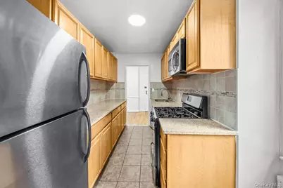 3260 Netherland Avenue #3F, Bronx, NY 10463 - Photo 7