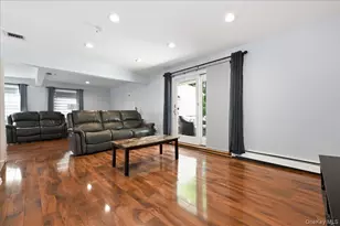 136 Tardy Ln S, Wantagh, NY 11793 - Photo 9