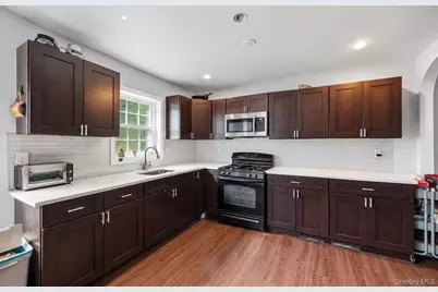19 Blake Street, Newburgh, NY 12550 - Photo 11