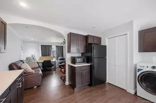 19 Blake St, Newburgh, NY 12550 - Photo 9