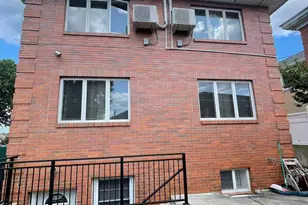 58-14 256th St, Little Neck, NY 11362 - Photo 3