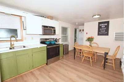 35 S 20th Street, Wyandanch, NY 11798 - Photo 7