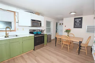 35 S 20th Street, Wyandanch, NY 11798 - Photo 5
