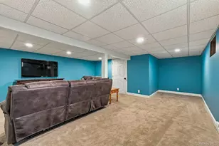 8 Marlan Ct, Smithtown, NY 11787 - Photo 33