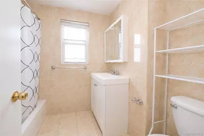 175 Latham Road, Mineola, NY 11501 - Photo 21