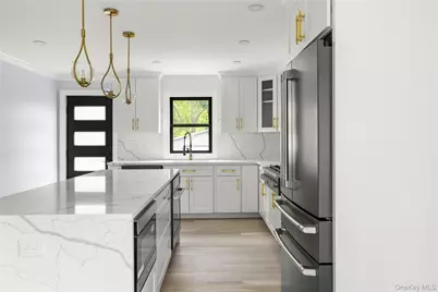 35 Harry Howard Avenue, Hudson, NY 12534 - Photo 9