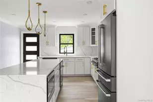 35 Harry Howard Ave, Hudson, NY 12534 - Photo 9