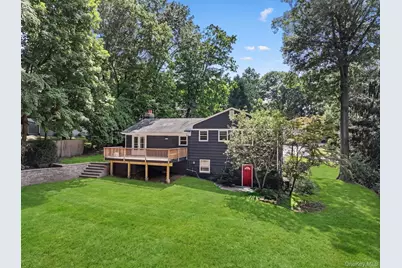 269 Woodlands Ave, White Plains, NY 10607 - Photo 25
