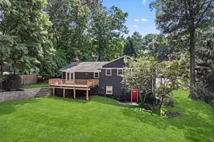 269 Woodlands Ave, White Plains, NY 10607 - Photo 25