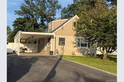 7 Crystal Lane, Brentwood, NY 11717 - Photo 1