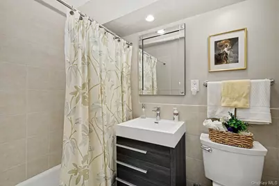 11 Park Avenue #4M, Mount Vernon, NY 10550 - Photo 27