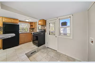 37 Orchard Trail, Monroe, NY 10950 - Photo 3