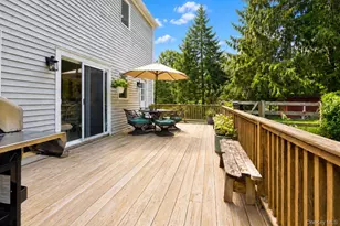 232 Hunt Ln, North Salem, NY 10560 - Photo 5