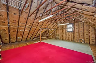 94 Fallwood Pkwy, Farmingdale, NY 11735 - Photo 25