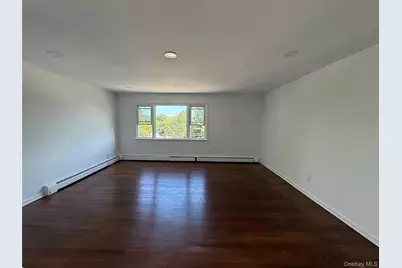 85 Halley Street N #3 (top), Yonkers, NY 10704 - Photo 3