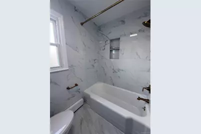 85 Halley Street N #3 (top), Yonkers, NY 10704 - Photo 7