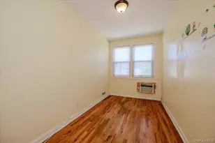 272 Brinsmade Ave, Bronx, NY 10465 - Photo 9