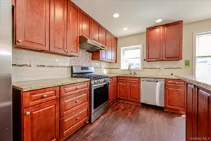 272 Brinsmade Ave, Bronx, NY 10465 - Photo 11