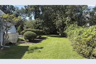 128 Rocky Point Landing Road, Rocky Point, NY 11778 - Photo 21