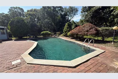 128 Rocky Point Landing Road, Rocky Point, NY 11778 - Photo 5