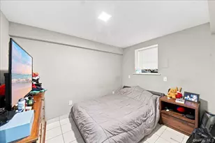 1366 Siegfried Pl, Bronx, NY 10465 - Photo 27