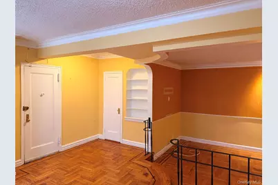 601 Pelham Parkway N #108, Bronx, NY 10467 - Photo 11