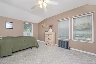 42 Spencer Street, Farmingdale, NY 11735 - Photo 21