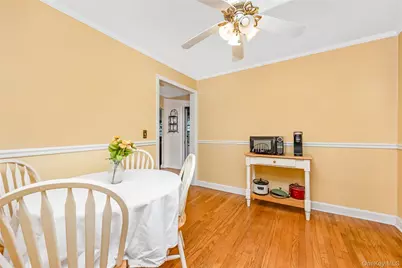 42 Spencer Street, Farmingdale, NY 11735 - Photo 11