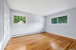 49 Neulist Ave, Port Washington, NY 11050 - Photo 5