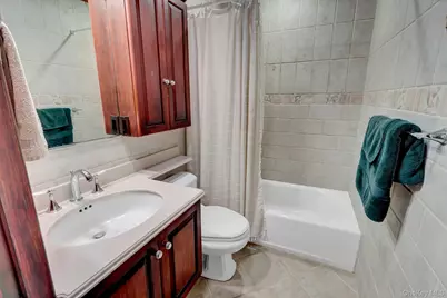 1188 New York Avenue, Franklin Square, NY 11010 - Photo 17