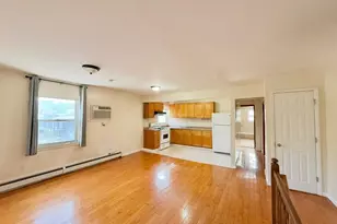 59-18 154th Pl, Flushing, NY 11355 - Photo 9