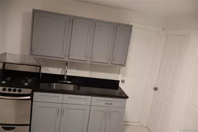 560 Jerome Street #1st Floor, Brooklyn, NY 11207 - Photo 5