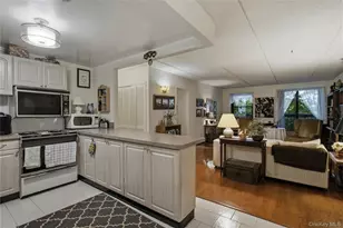 1376 Midland Ave, Bronxville, NY 10708 - Photo 7