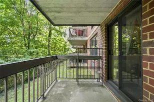 1376 Midland Ave, Bronxville, NY 10708 - Photo 21