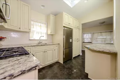 9 Magnolia Place #1, Bronx, NY 10465 - Photo 11