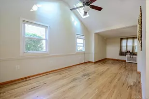 9 Magnolia Pl, Bronx, NY 10465 - Photo 3