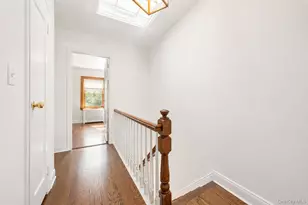 63-39 77th Pl, Middle Village, NY 11379 - Photo 13