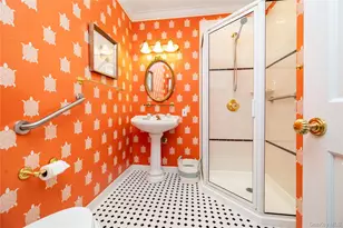 66 S Lewis Pl, Rockville Centre, NY 11570 - Photo 19