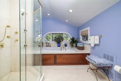 66 S Lewis Place, Rockville Centre, NY 11570 - Photo 23