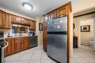 4 Lyndon Ct, Bohemia, NY 11716 - Photo 5