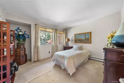 4 Lyndon Court, Bohemia, NY 11716 - Photo 17