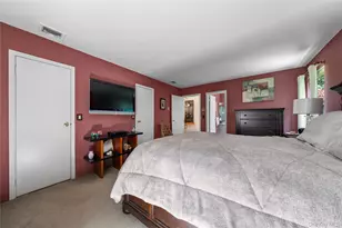 4 Lyndon Ct, Bohemia, NY 11716 - Photo 15