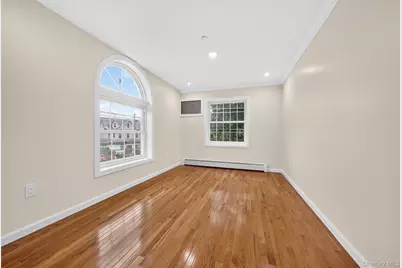 164-20 85th Avenue, Jamaica, NY 11432 - Photo 23
