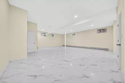 164-20 85th Avenue, Jamaica, NY 11432 - Photo 27