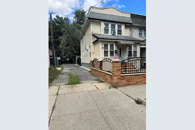 91-53 96th Street, Woodhaven, NY 11421 - Photo 3